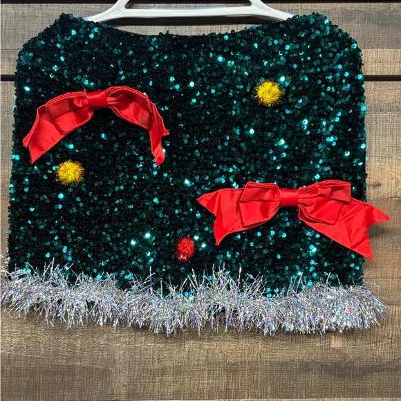 love on a hanger Dresses & Skirts - Holiday Sequin Skirt with Red Bows Love On A Hanger Size Med NWT